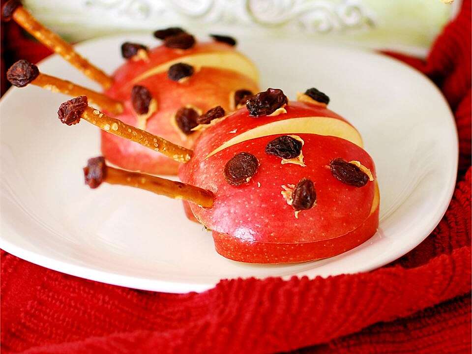 Apple Ladybug Treats