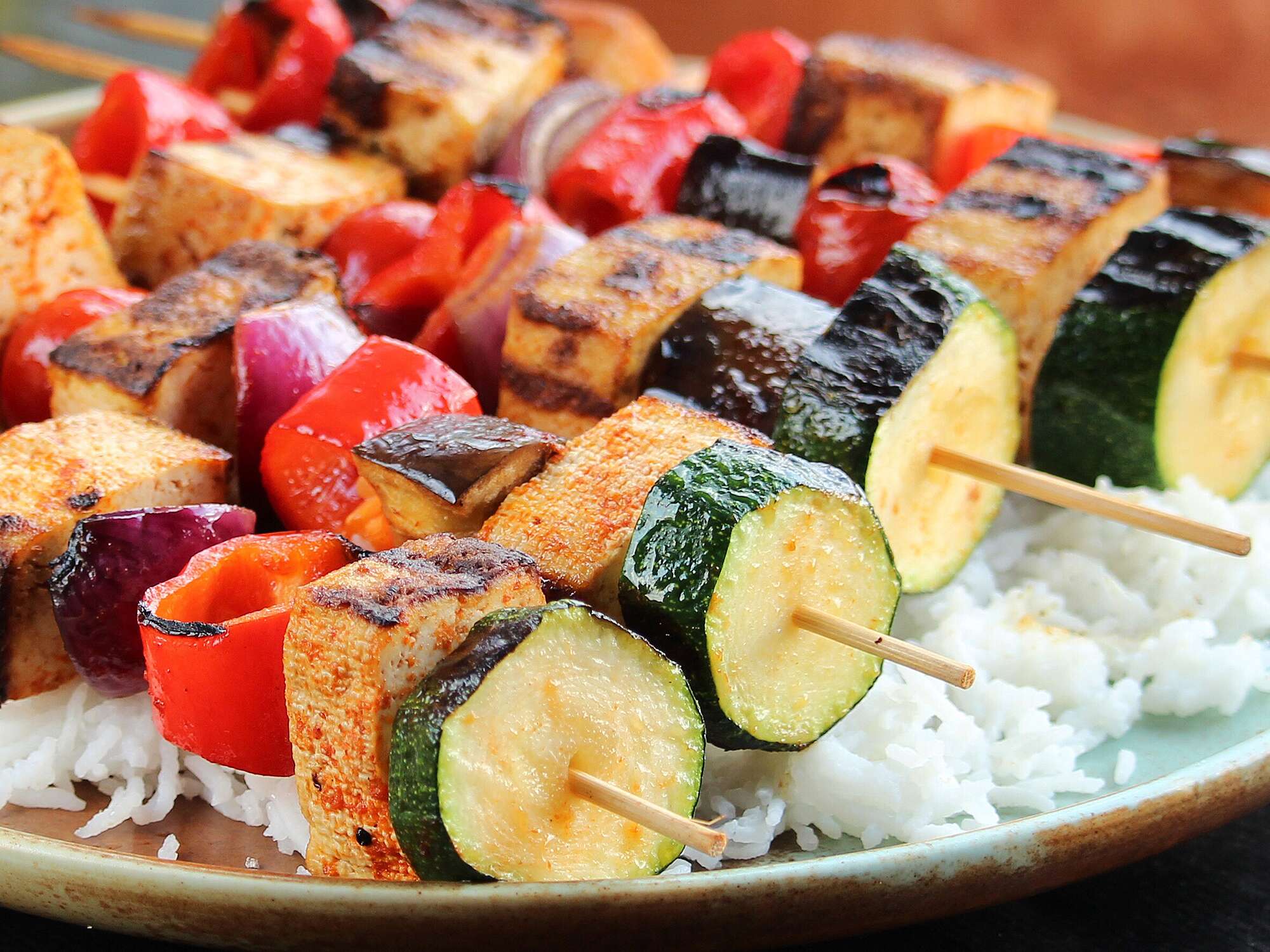 Grilled Tofu Skewers with Sriracha Sauce