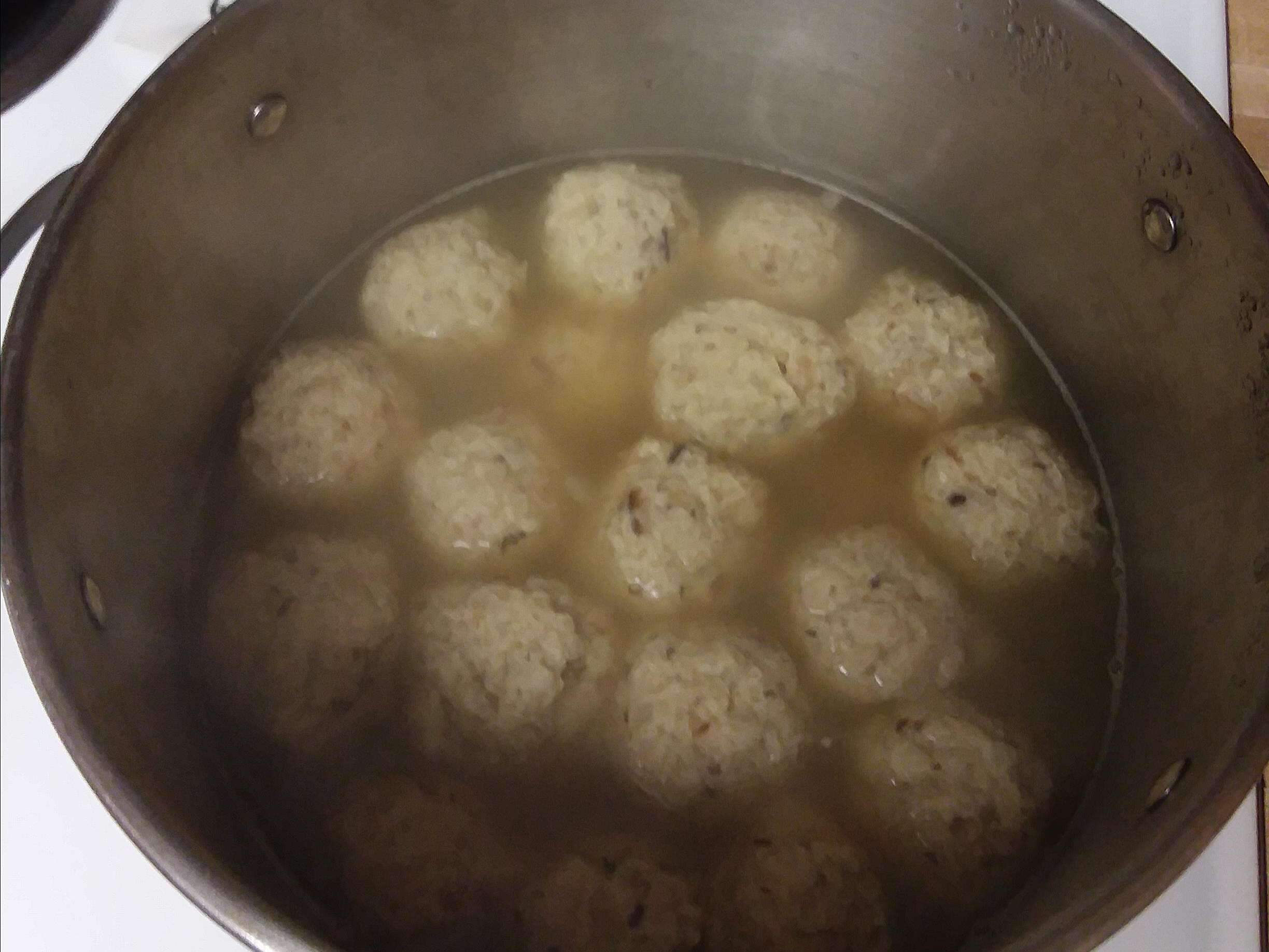Oma39s Fabulous Matzo Ball Soup