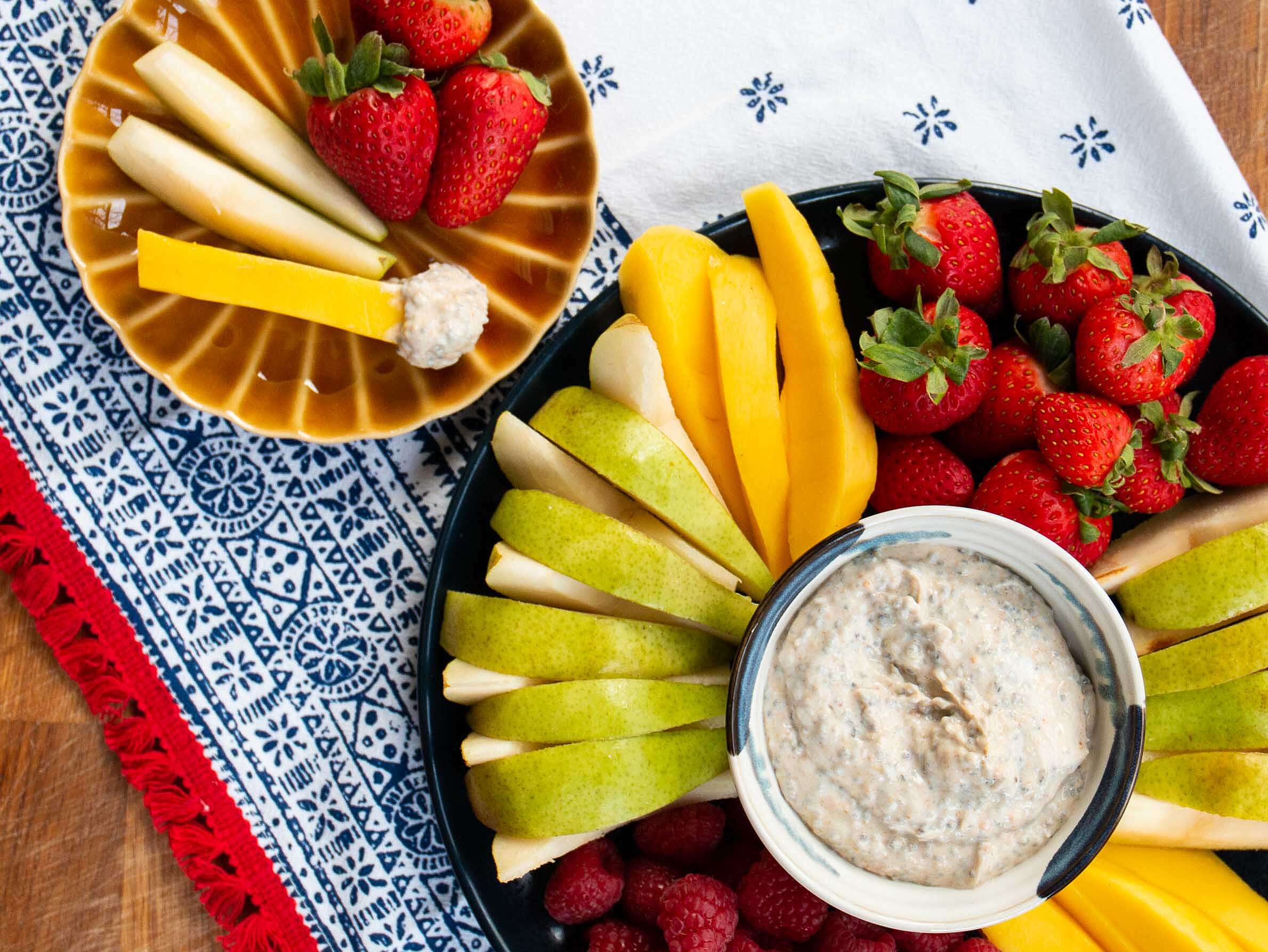 Healthy Peanut Butter Fruit Dip