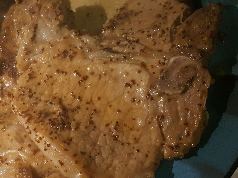 Dijon Grilled Pork Chops