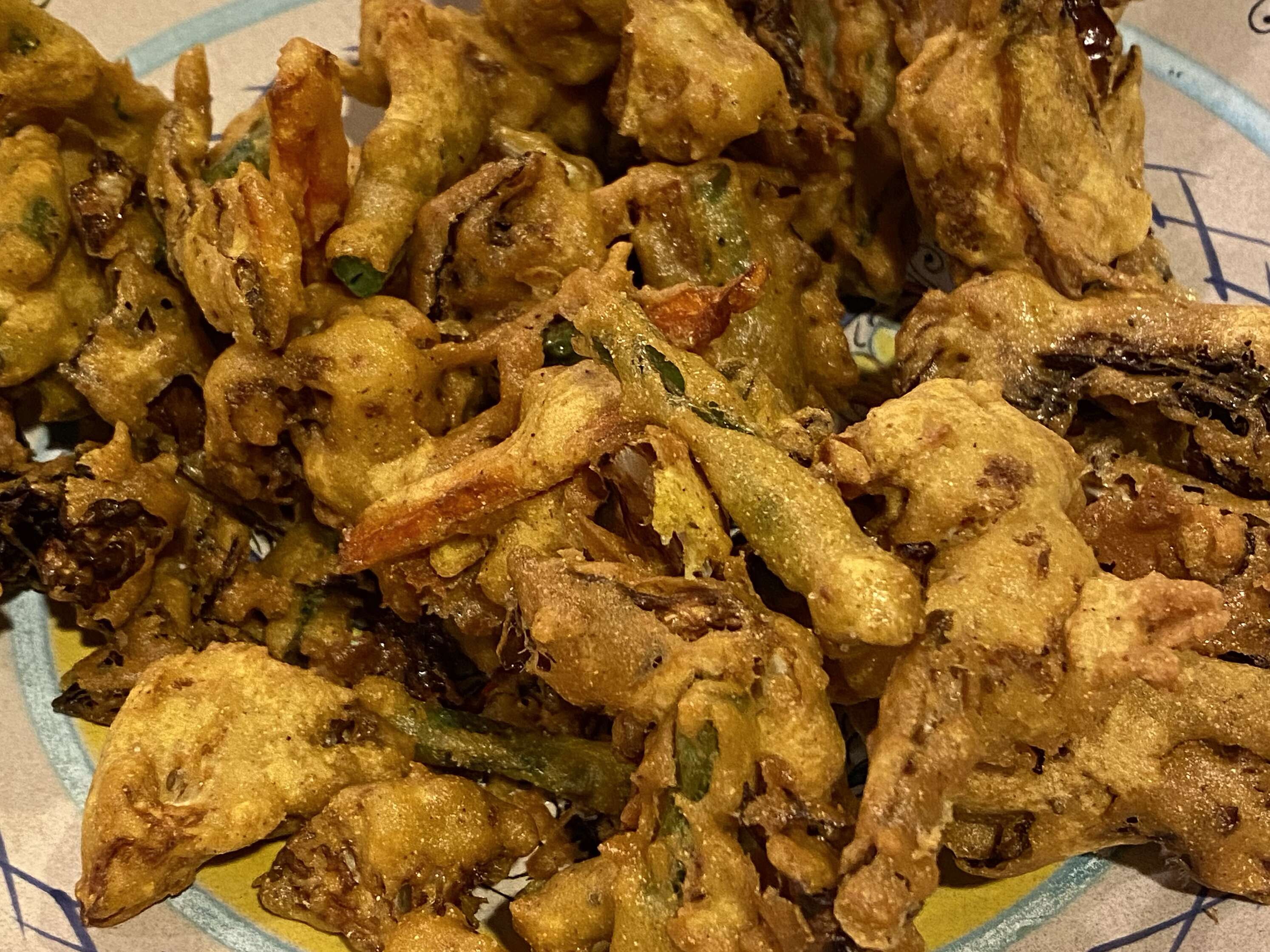 Crispy Vegetable Pakoras