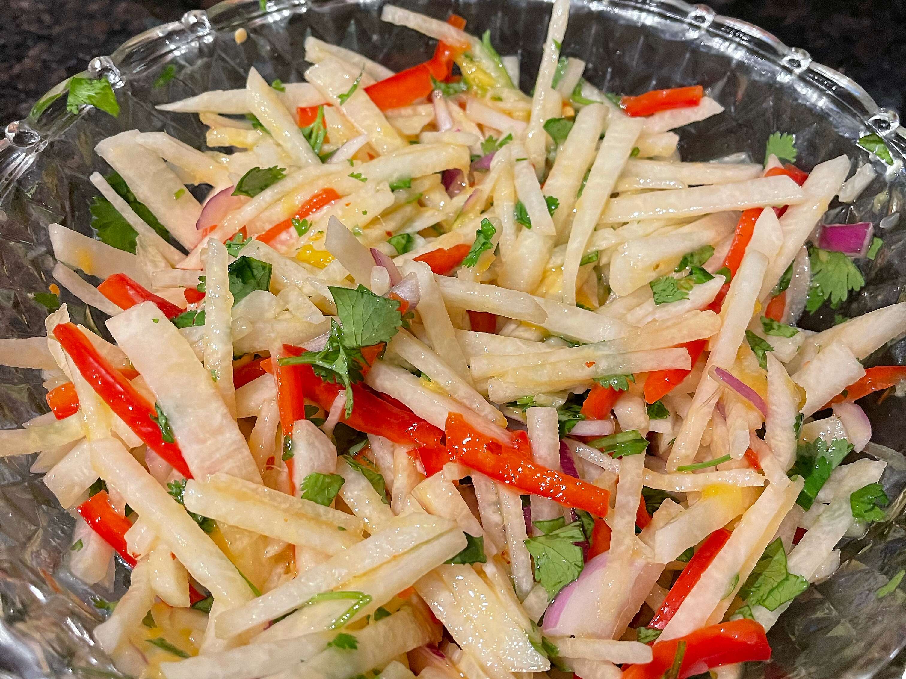 Jicama Salad with Mango and Lime