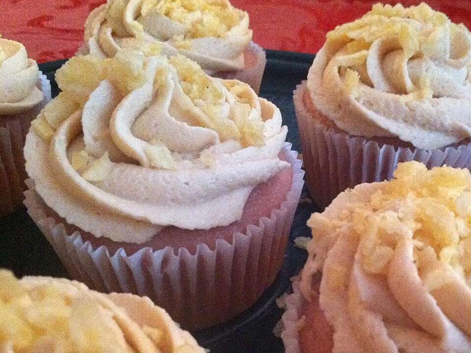 PBJ Cupcakes  Berry Cupcakes with Peanut Butter Frosting